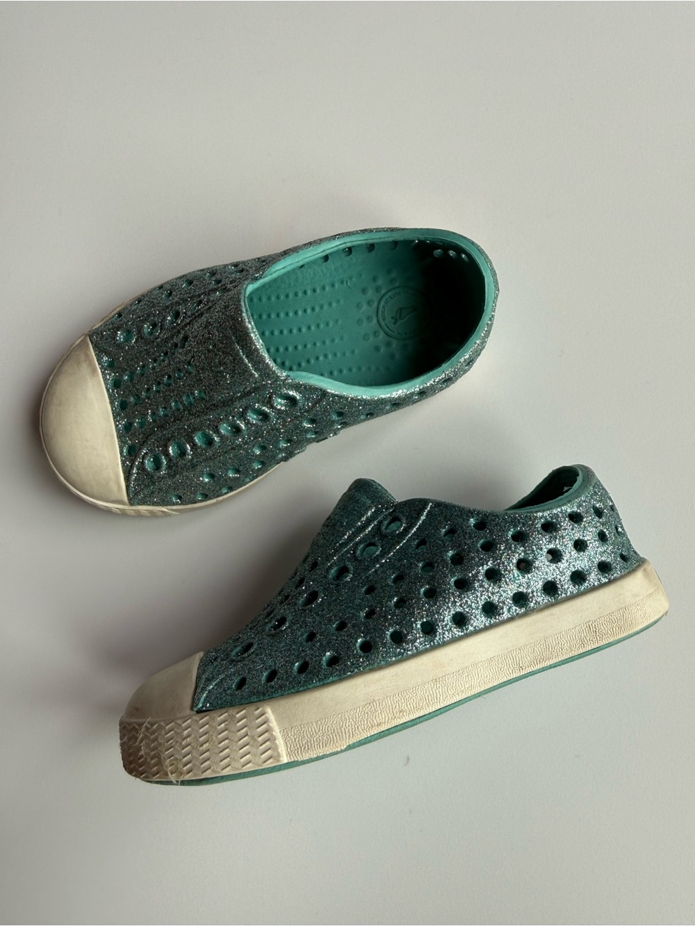 Native Toddler Metallic Teal Slip-On Sneakers C4